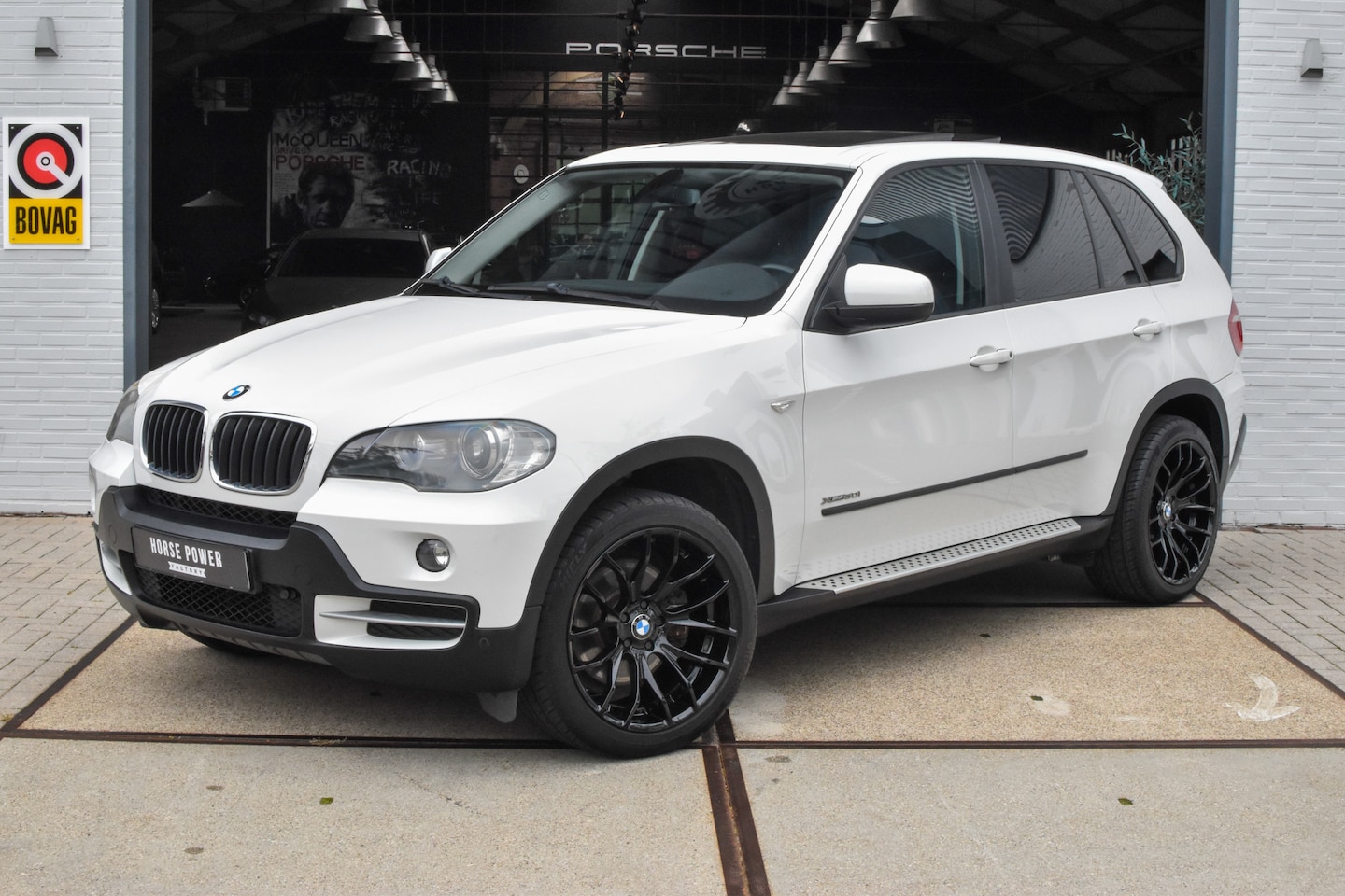 BMW X5 - xDrive30i *Youngtimer* *Pano | Leder | Navi | Climate Control | Parkeersensoren | 20 inch* - AutoWereld.nl