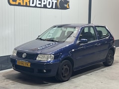 Volkswagen Polo - 1.4 Trendline