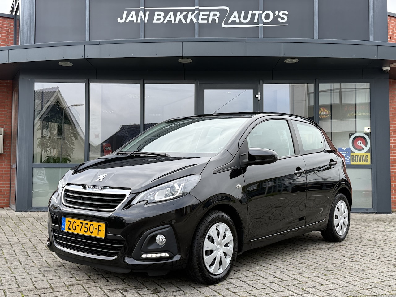 Peugeot 108 - 1.0 e-VTi Active Bleutooth  5 deurs  Airco  NL-auto - AutoWereld.nl