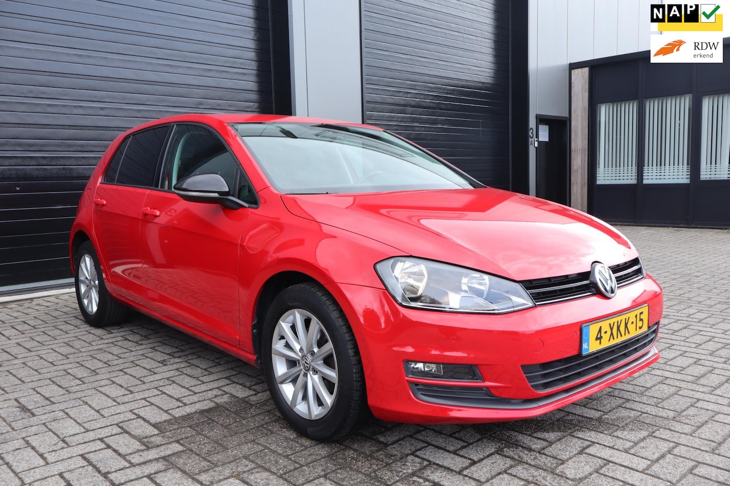 Volkswagen Golf - 1.2 TSI |PDC V+A| AIRCO| NAVI| CRUISE |LM VELGEN|DEALER ONDERHOUDEN|1E EIG | - AutoWereld.nl