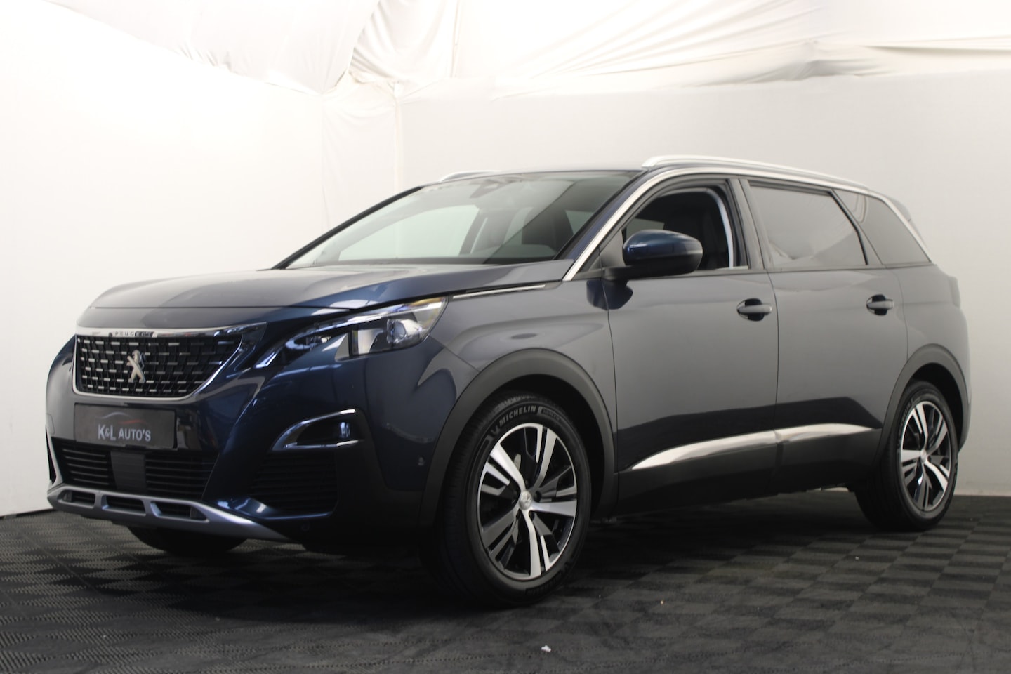 Peugeot 5008 - 1.2 PureTech Allure |Stoelverwarming|Camera| - AutoWereld.nl