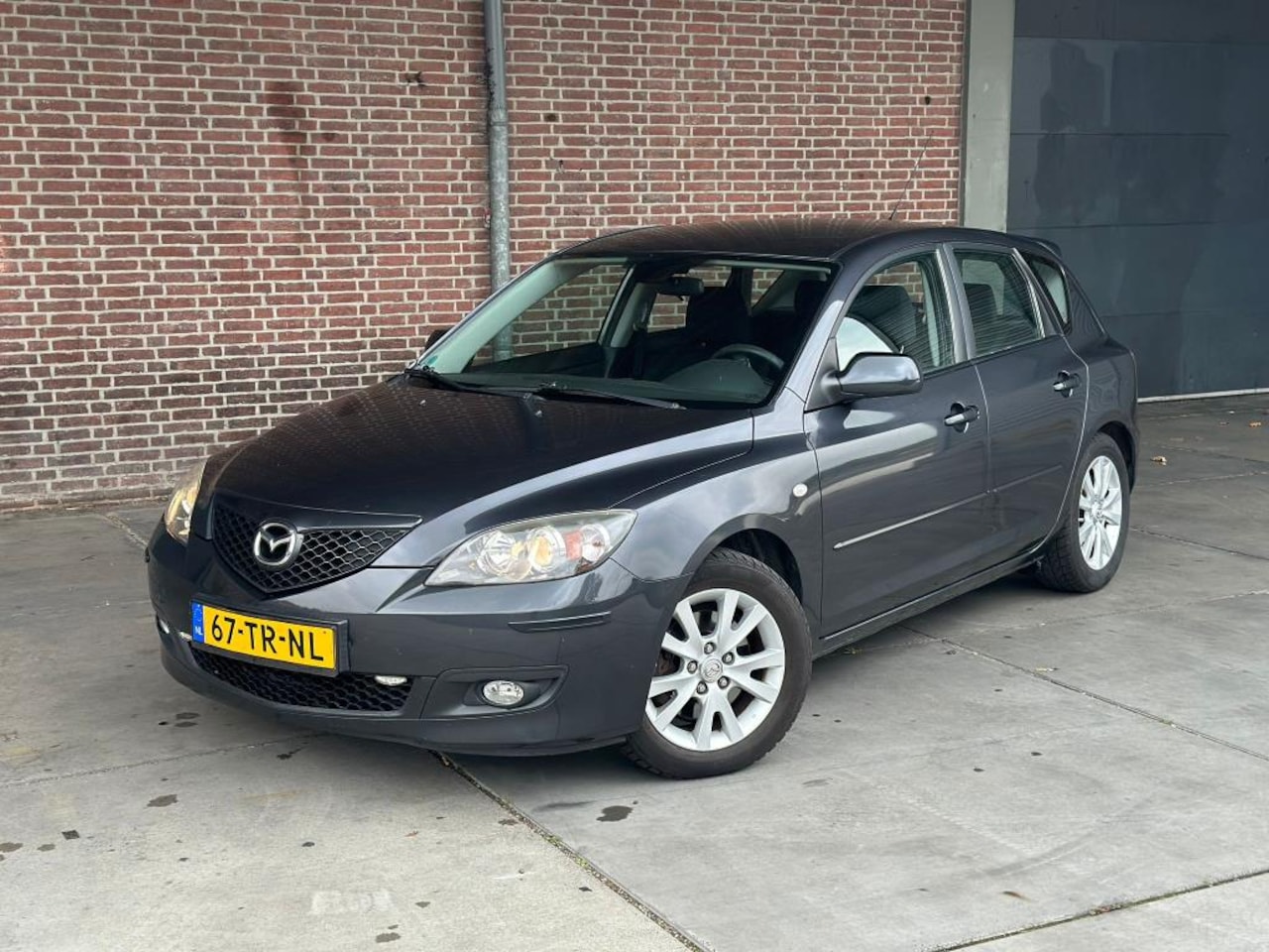 Mazda 3 Sport - 2.0 S-VT Kintaro (CRUISE, PARKEERSENSOREN, AFNEEMBARE TREKHAAK, AIRCO, XENON, MULTIMEDIA, - AutoWereld.nl