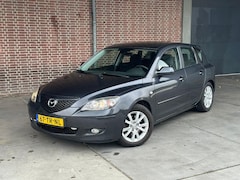 Mazda 3 Sport - 2.0 S-VT Kintaro (CRUISE, PARKEERSENSOREN, AFNEEMBARE TREKHAAK, AIRCO, XENON, MULTIMEDIA,