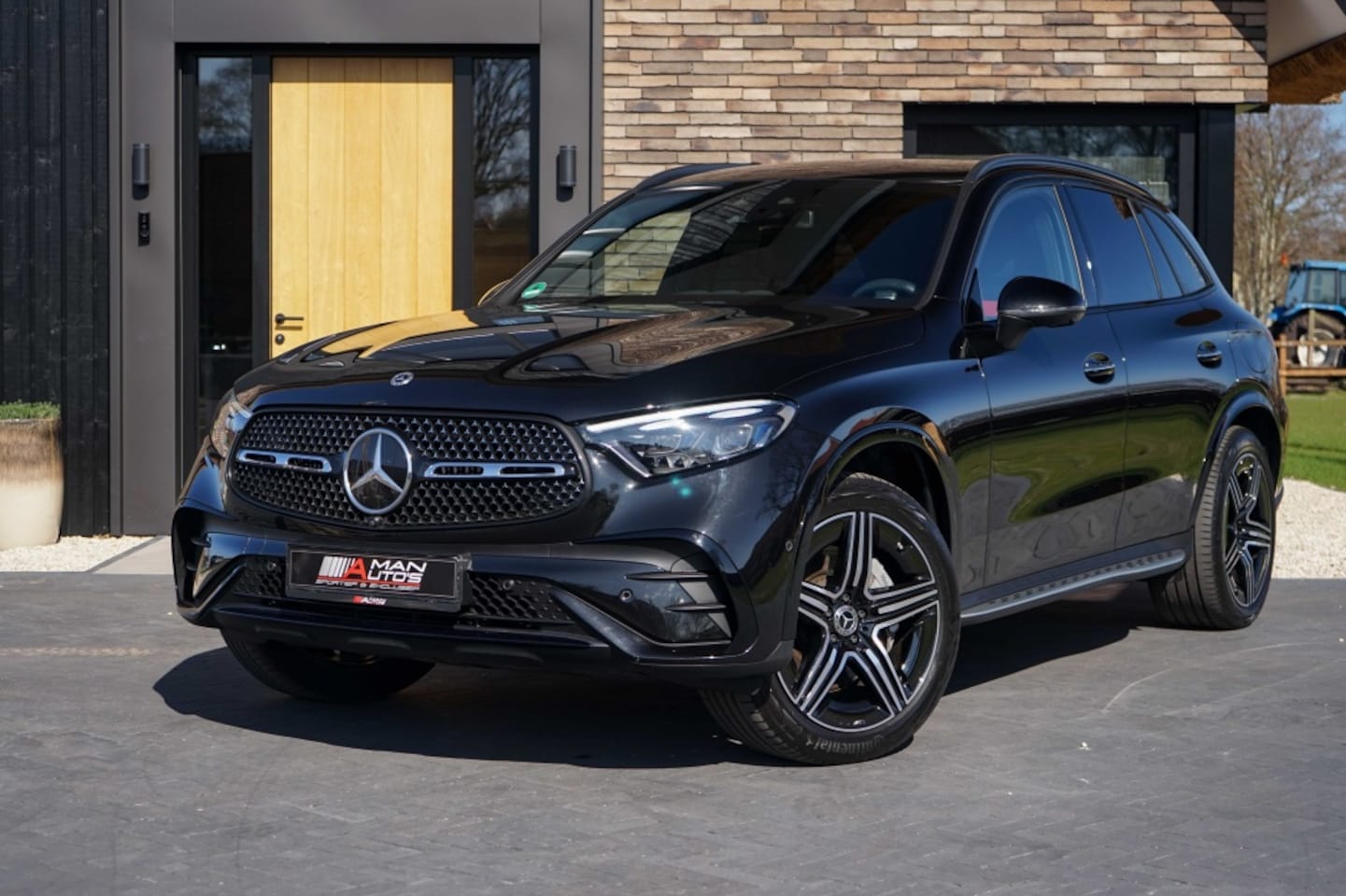 Mercedes-Benz GLC-klasse - 400e AMG 4Matic 381PK Luchtv/Night/4WB/360/Burm/Memory - AutoWereld.nl