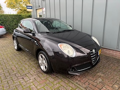 Alfa Romeo MiTo - 1.4 Distinctive NAP//AIRCO//CRUISE//ELEC.RAMEN//