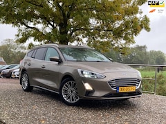 Ford Focus Wagon - 1.0 Titanium Business | Automaat | Xenon/LED + ACC + Navi + Clima nu €13.975,