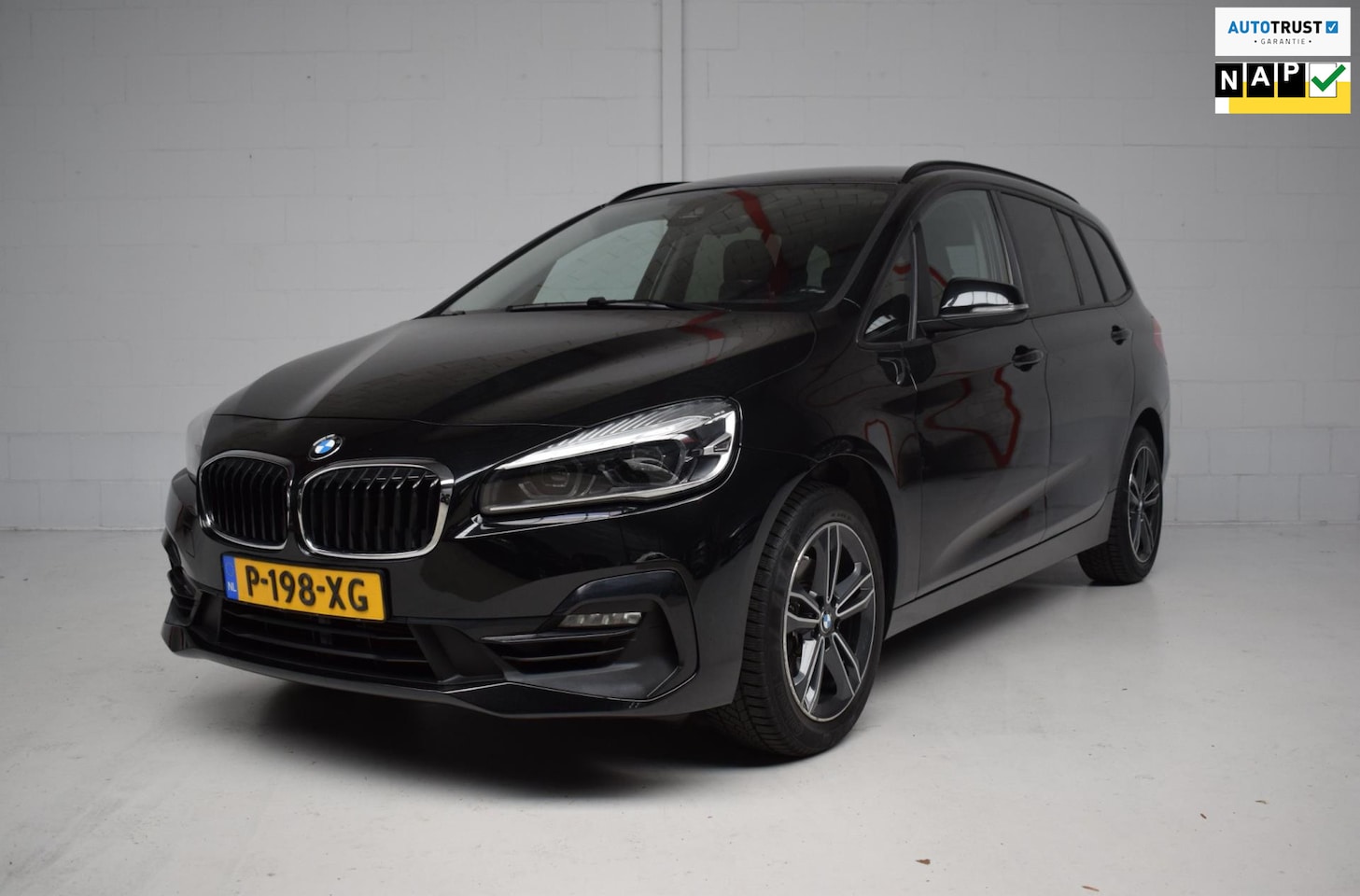 BMW 2-serie Gran Tourer - 216i 7p. Business Edition ORG.NED / NAP / TREKHAAK / SPORTSTOELEN / LED / HEAD-UP / SFEERV - AutoWereld.nl