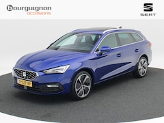 SEAT Leon Sportstourer - 1.4 TSi eHybrid 205 Pk PHEV FR | Panoramadak | Adaptive Cruise | Stoel Verwarming | Carpla