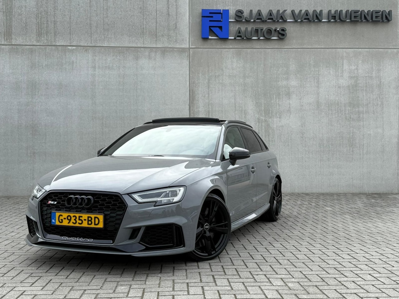 Audi A3 Sportback - 2.5TFSI Quattro RS3 Facelift 400pk S-Tronic|Geen OPF|Nardo Grey|Keramisch|Virtual Cockpit| - AutoWereld.nl