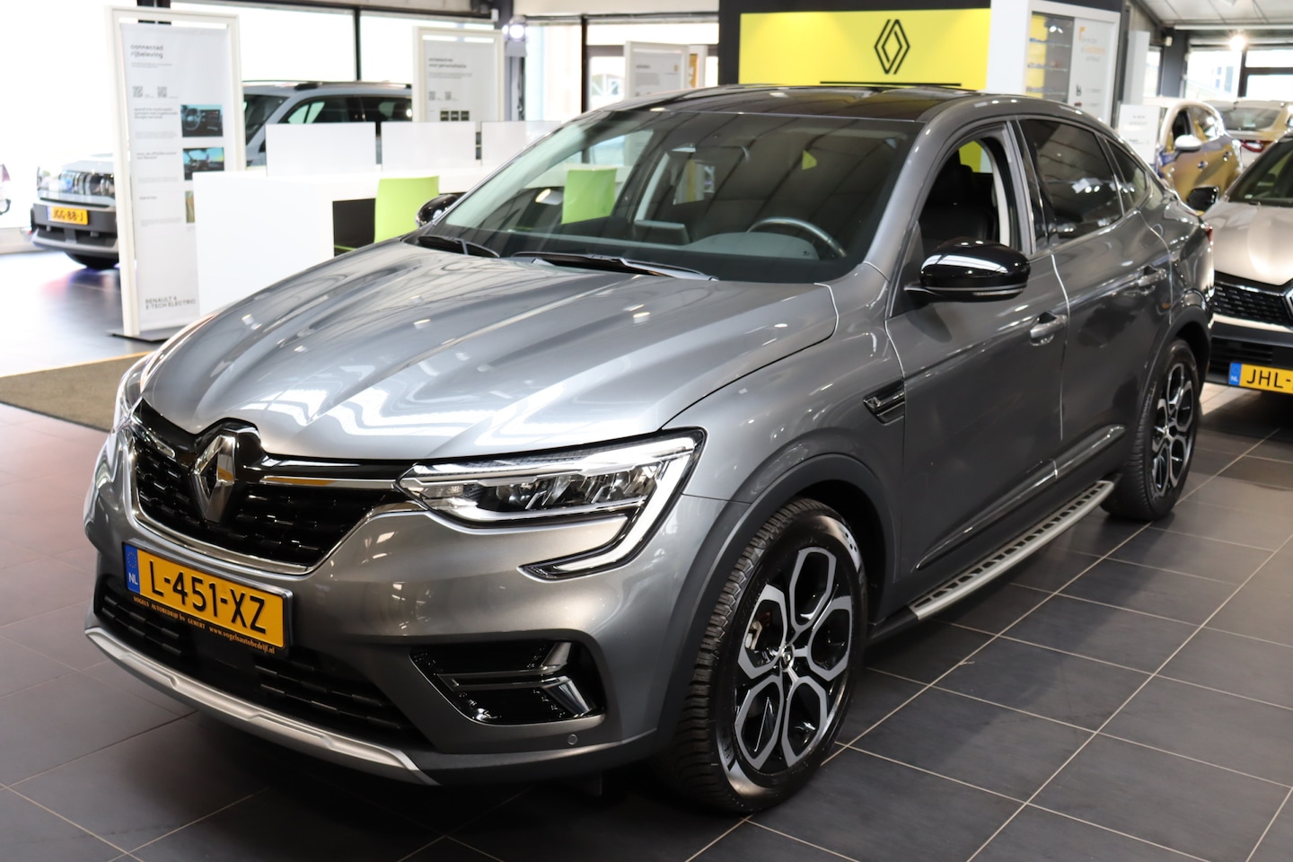 Renault Arkana - 1.6 E-Tech Hybrid 145 Intens - AutoWereld.nl