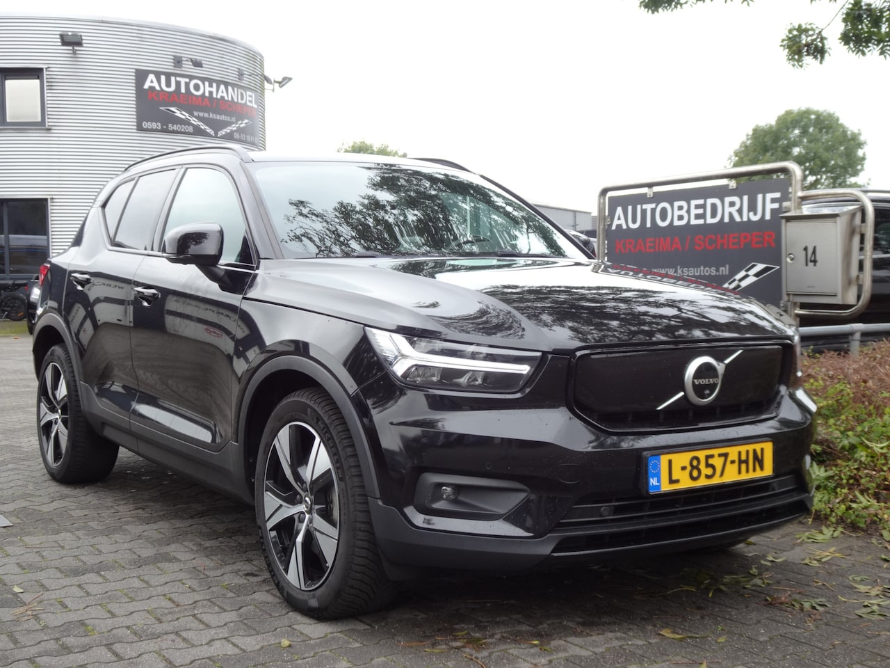 Volvo XC40 - Recharge P8 AWD R-Design Recharge P8 AWD R-Design - AutoWereld.nl