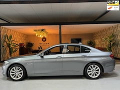BMW 5-serie - 520i NAP Trekhaak Pano Leder StoelVW PDC Cruise Clima Navi Led Rijklaar