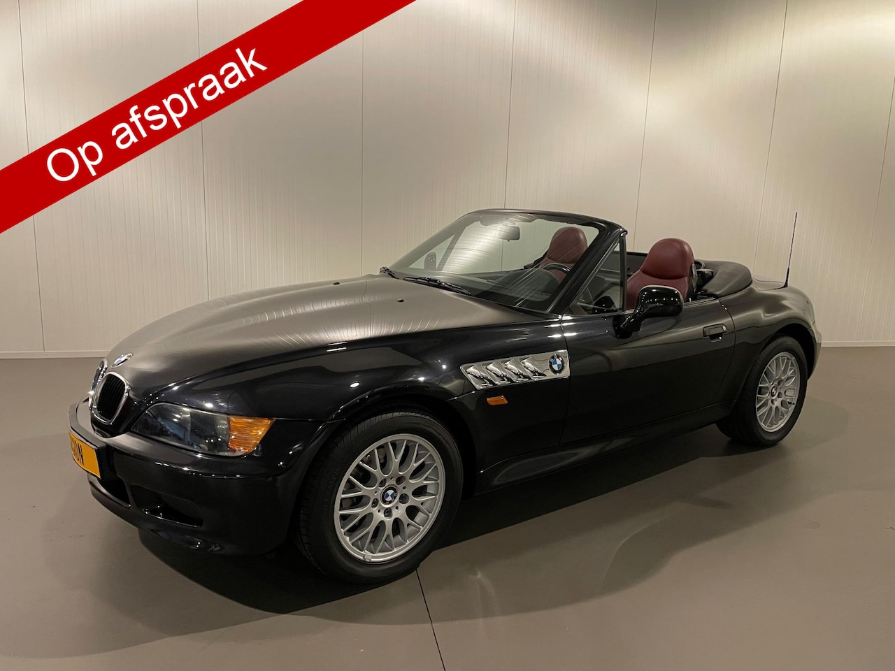 BMW Z3 Roadster - 1.8 M - pakket / 8.900 voor 8.500,= - AutoWereld.nl