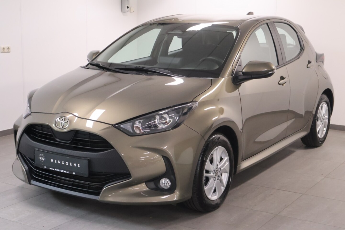 Toyota Yaris - 1.5 Hybride 115 Active - AutoWereld.nl