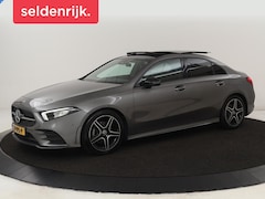 Mercedes-Benz A-klasse - 180d AMG Night | Panoramadak | Trekhaak | Stoelverwarming | Camera | Widescreen | Navigati