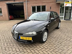 Alfa Romeo 147 - 1.6 T.Spark Business // Nieuwe APK