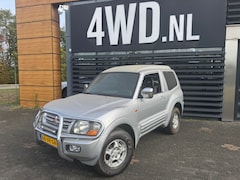 Mitsubishi Pajero - 3.2 Di-D GLS HR VAN / AIRCO / CRUISE / 4WD H/L GEARING EXPORT PRICE € 3.699 MARGE CAR WITH