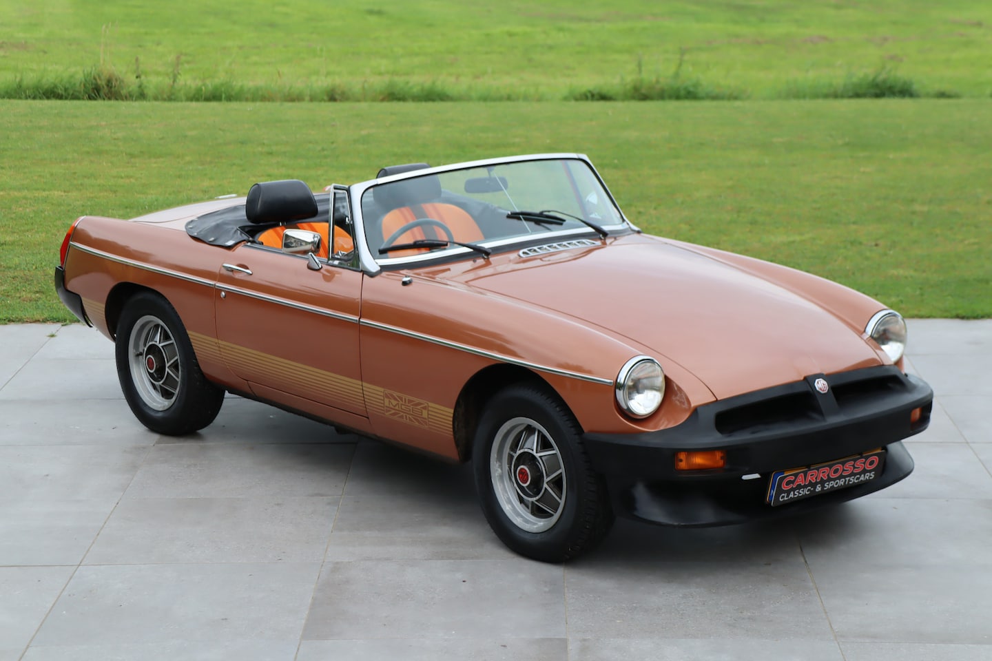 MG B type - Roadster Limited Edition - AutoWereld.nl