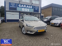 Ford Focus - 1.0 Titanium Edition/ Nap / Nette Auto