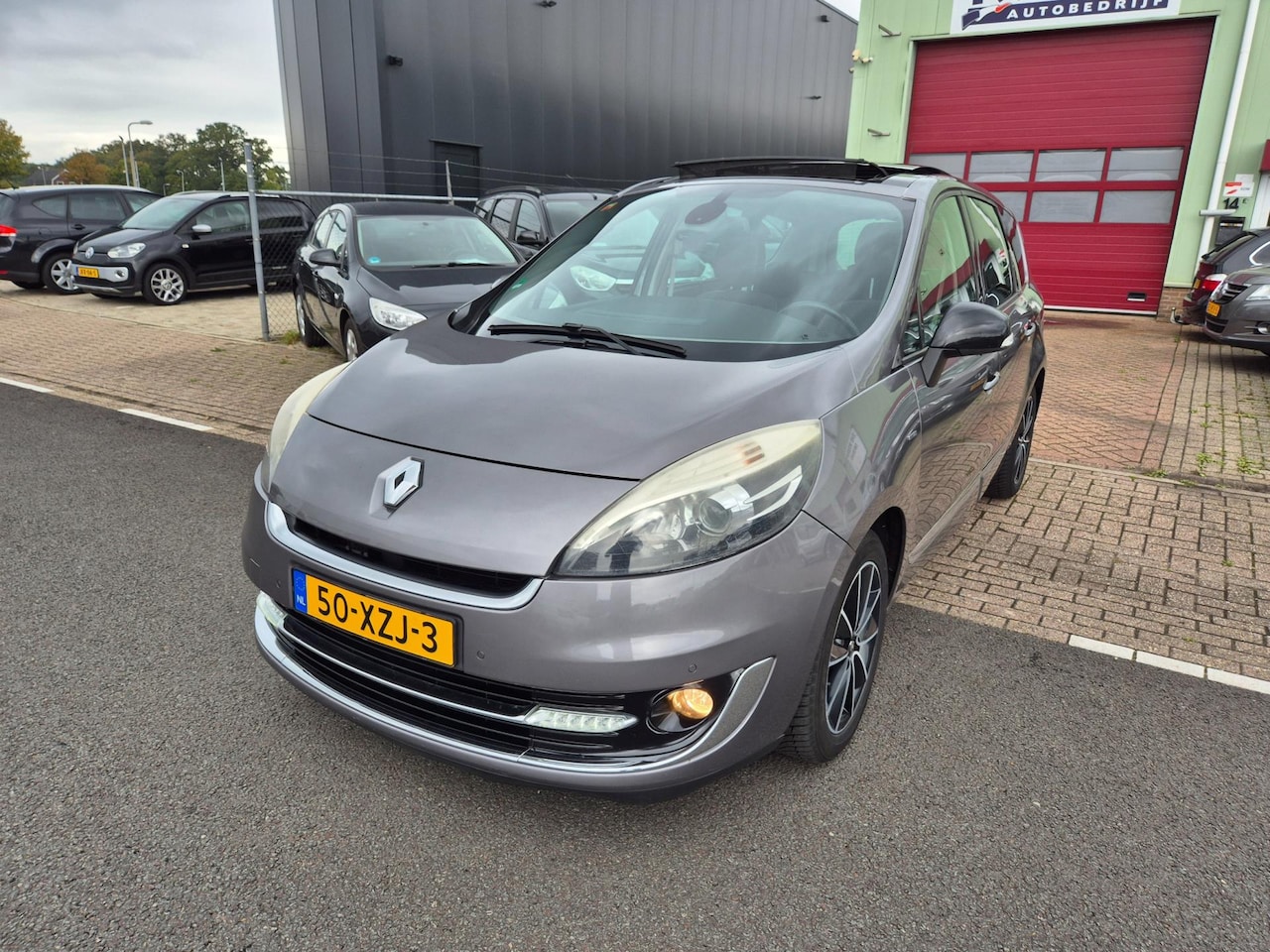 Renault Grand Scénic - 1.5 dCi 110pk 6bsk Bose 7p Panorama Clima - AutoWereld.nl