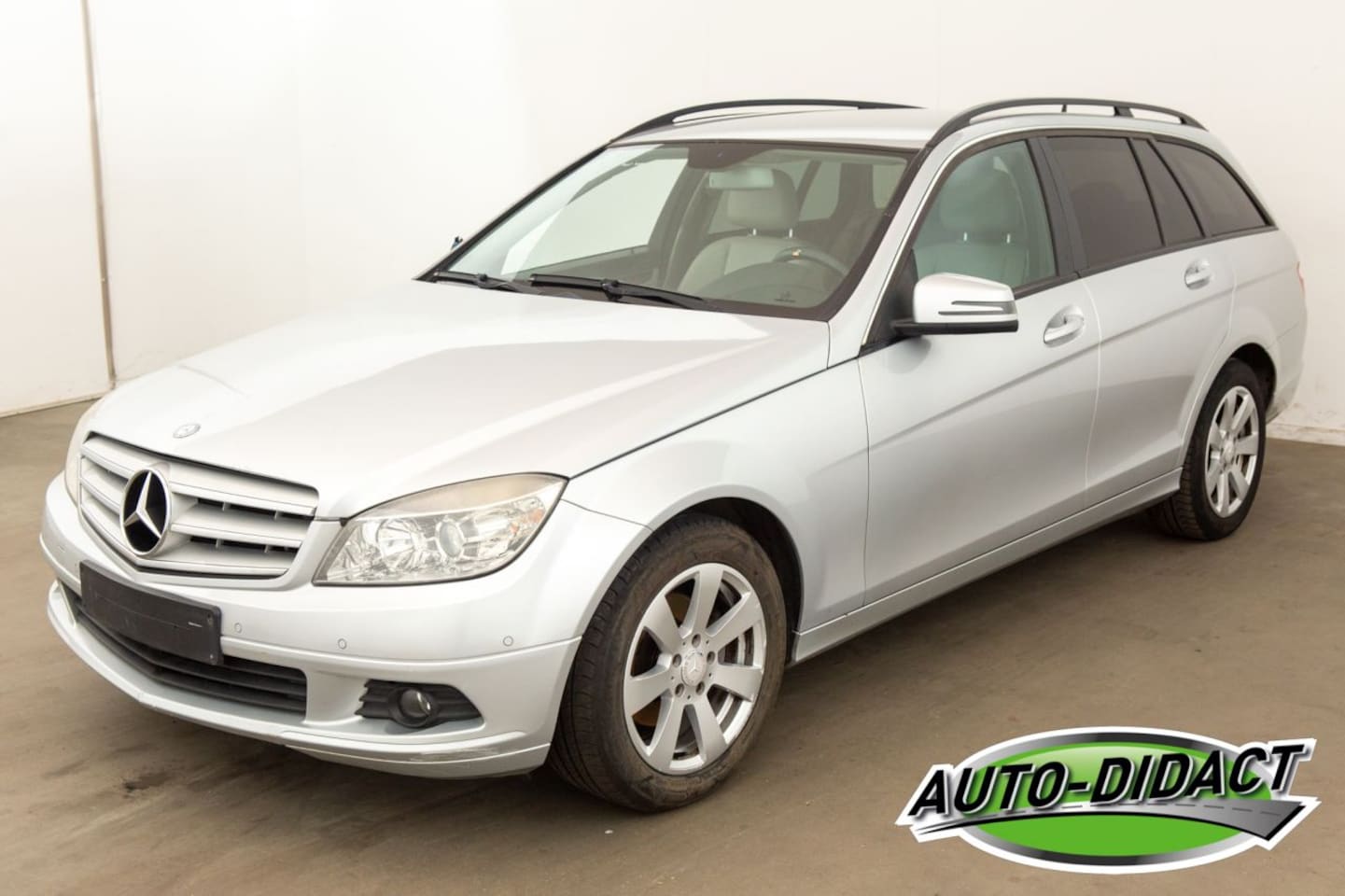 Mercedes-Benz C-klasse - C200 Automaat Clima Navi Leder - AutoWereld.nl