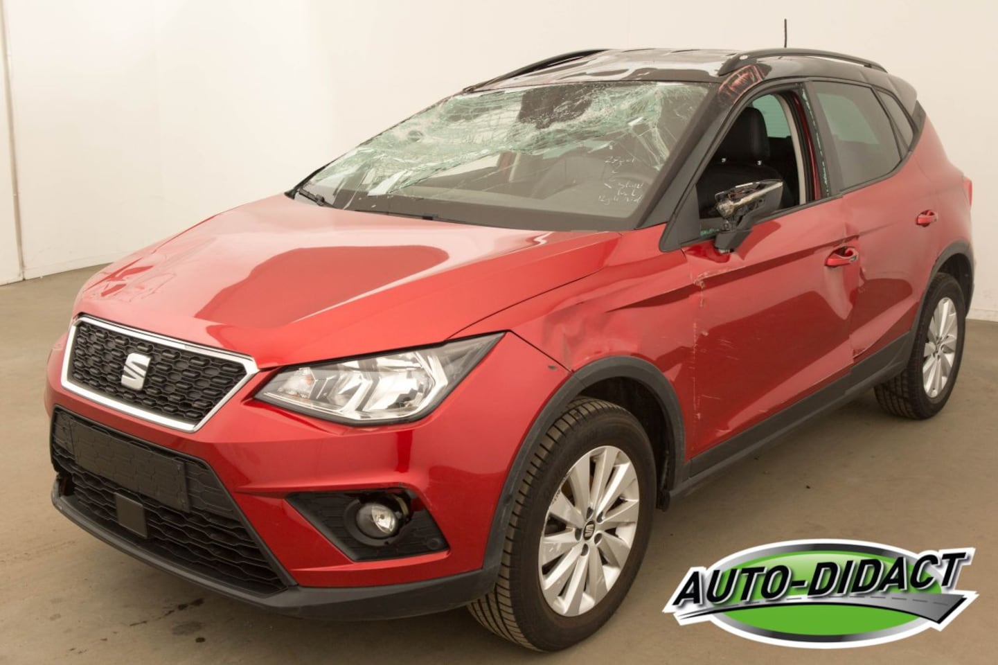 SEAT Arona - 1.0 TFSI 61.069 km Clima Navi - AutoWereld.nl