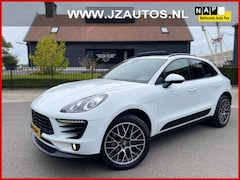 Porsche Macan - 2.0 252PK Facelift /Panoramadak/Luchtvering/Led-Xenon/Camera/Electr-Trekhaak 1-Eigenaar De