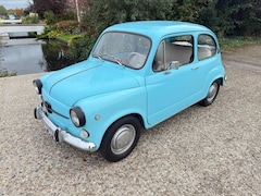 Fiat 600 - L oldtimer uit 1973