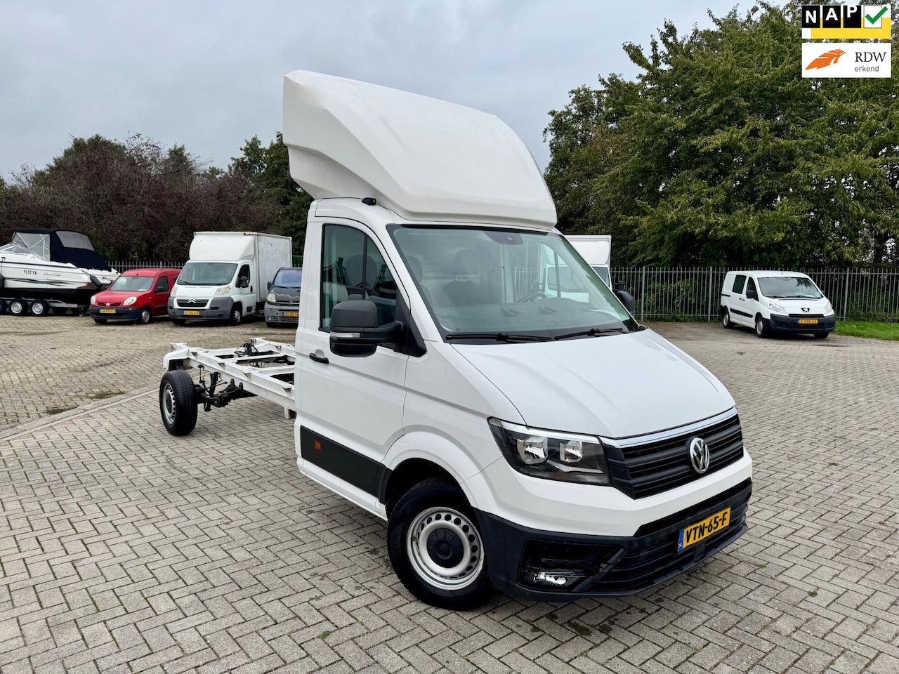 Volkswagen Crafter - 35 2.0 TD 140 pk|I L4|bj.2-2023|cruise.control|airco|gb media|carplay - AutoWereld.nl