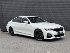 BMW 3-serie - 320i High Executive