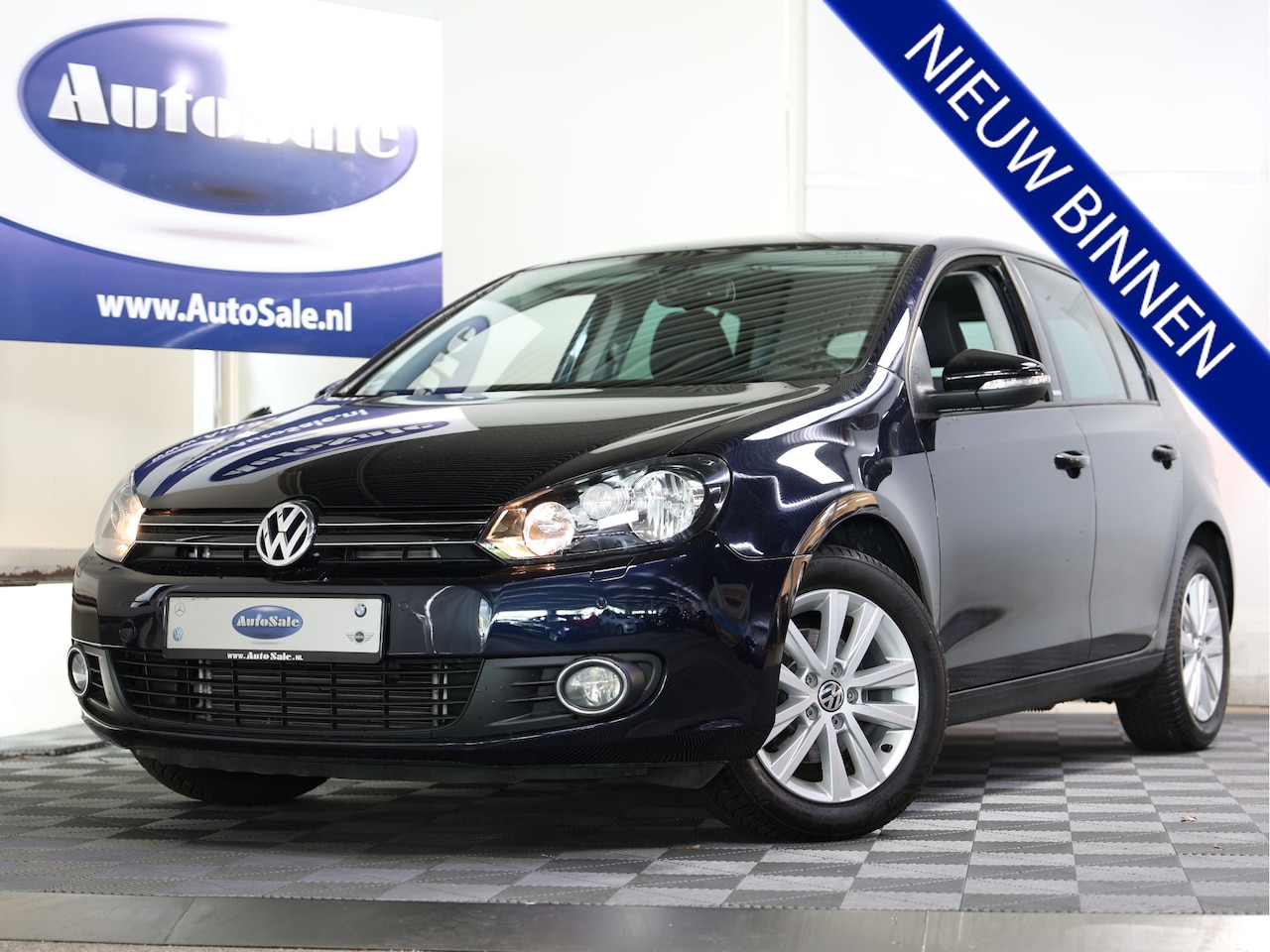 Volkswagen Golf - 1.2 TSI Highline BlueMotion DSG PDC STOELVW '11 - AutoWereld.nl
