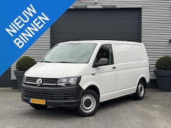 Volkswagen Transporter - 2.0 TDI L1H1 | Navigatie | Trekhaak | Bluetooth | Airco |