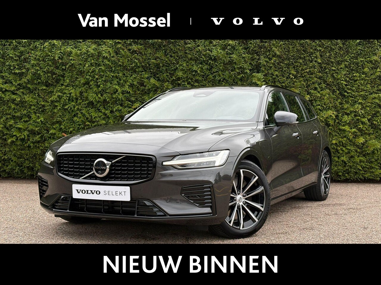 Volvo V60 - 2.0 T6 Plug-in hybrid AWD Plus Dark - AutoWereld.nl