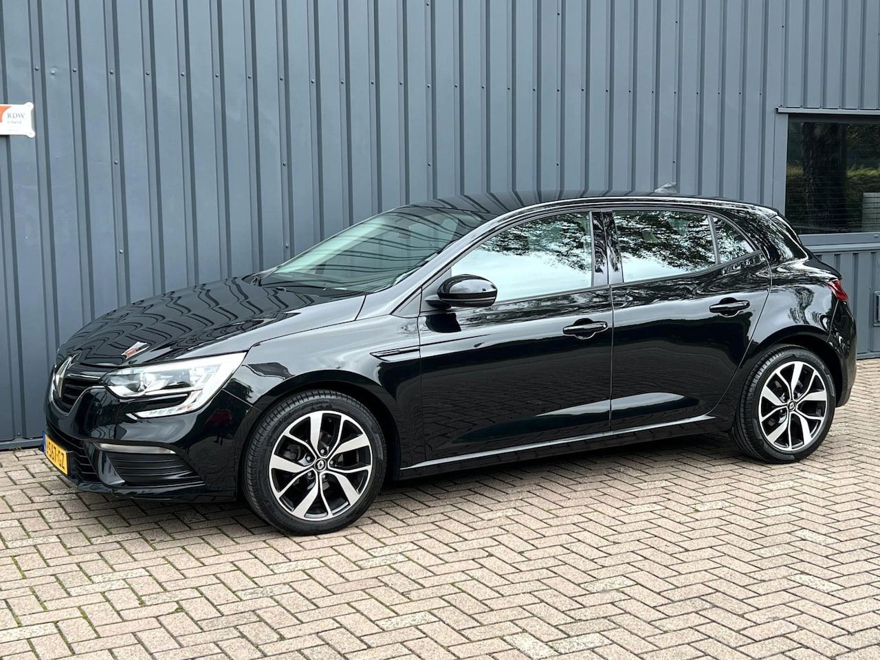 Renault Mégane - 1.2 TCe Zen GEHEEL ONDERHOUDEN!/APK!/AIRCO!/ - AutoWereld.nl