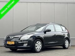 Hyundai i30 CW - 1.6i Dynamic - airco - nap - apk 10/2026