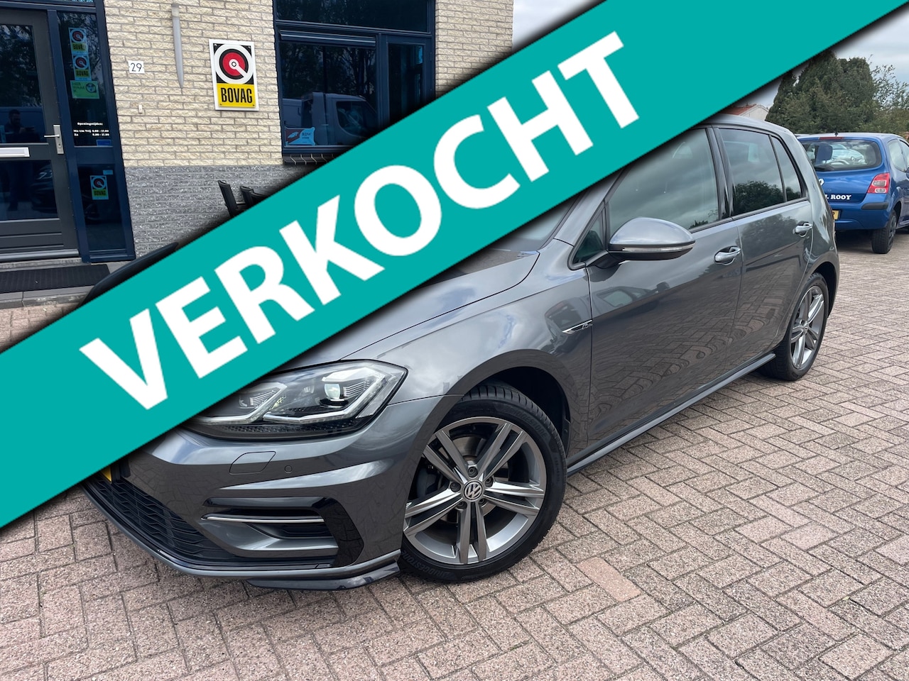 Volkswagen Golf - 1.5 TSI Highline- R- line- Carplay-PDC - AutoWereld.nl