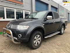 Mitsubishi L 200 - 2.5 DI-D Club Cab Invite 4X4 Diff-lock EX BTW