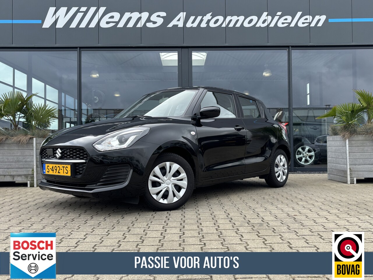 Suzuki Swift - 1.2 Comfort Smart Hybrid Airco, Adaptive Cruise & Led Koplampen - AutoWereld.nl