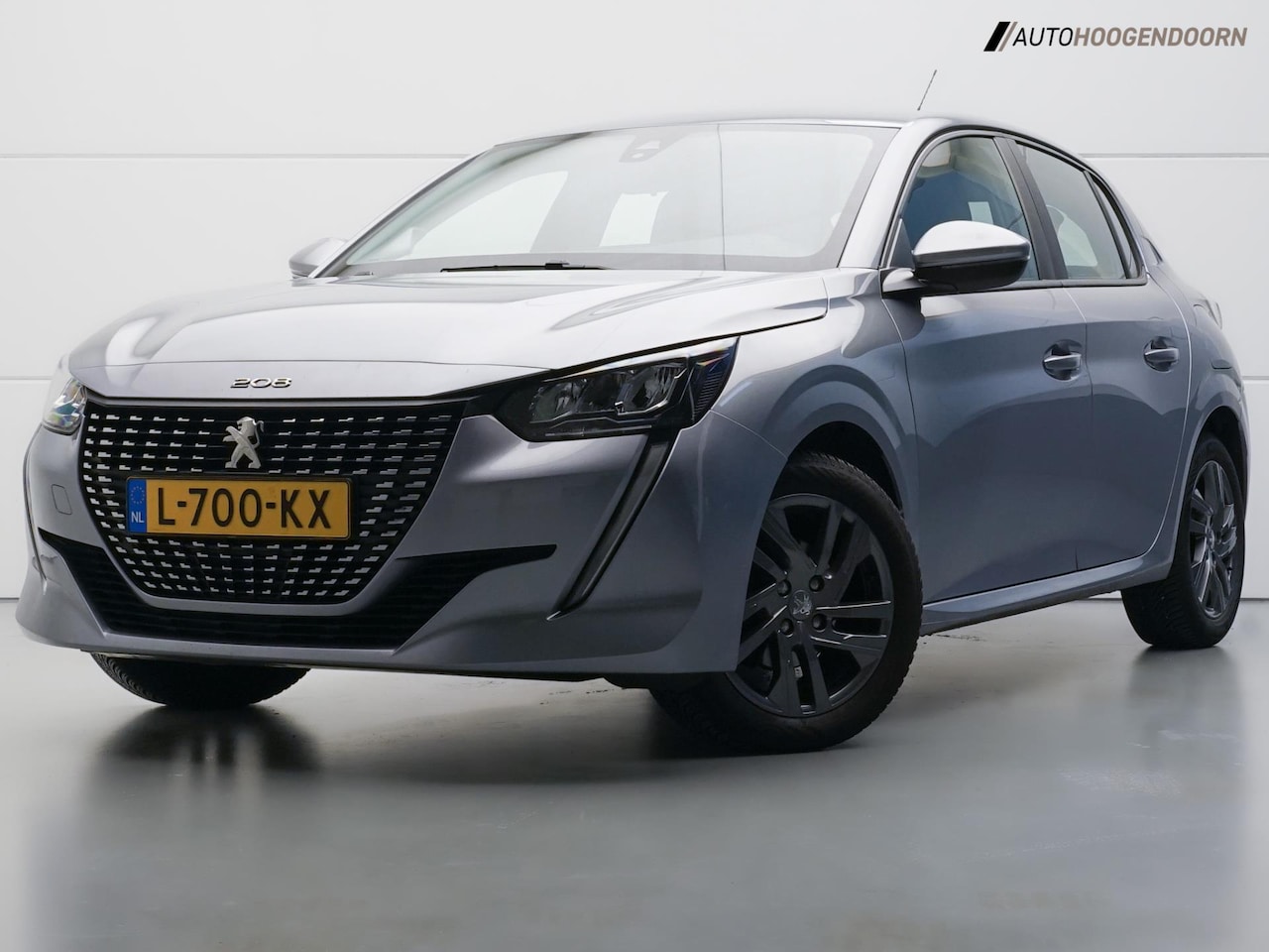 Peugeot 208 - 1.2 PureTech Sport Active-pack (APPLE CARPLAY,LED,NAVIGATIE,CRUISE,PARKEERSENSOREN,SPORTST - AutoWereld.nl