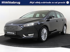Ford Focus Wagon - 1.0 Titanium | Parkeerhulp voor en achter | Navigatie | Keyless Start | Clima |