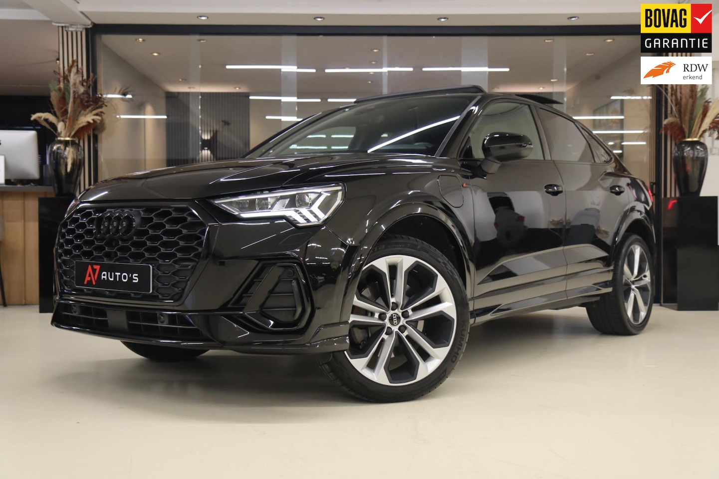Audi Q3 Sportback - Audi Q3 45 TFSIe S line /PANO/CARPLAY/CAM/B&O/VOL - AutoWereld.nl