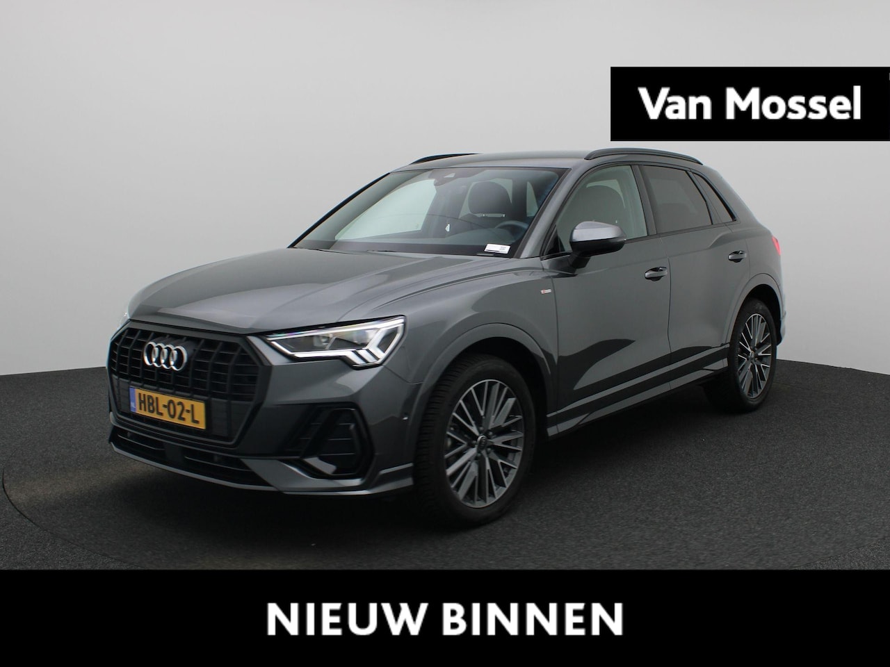 Audi Q3 - 35 TFSI S edition Competition 150 PK | S-Line | Automaat | Navigatie | Camera | Apple Carp - AutoWereld.nl