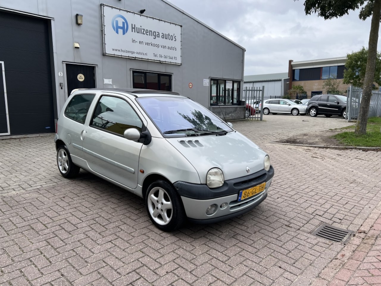 Renault Twingo - 1.2L Airco| APK:15-04-2026 - AutoWereld.nl