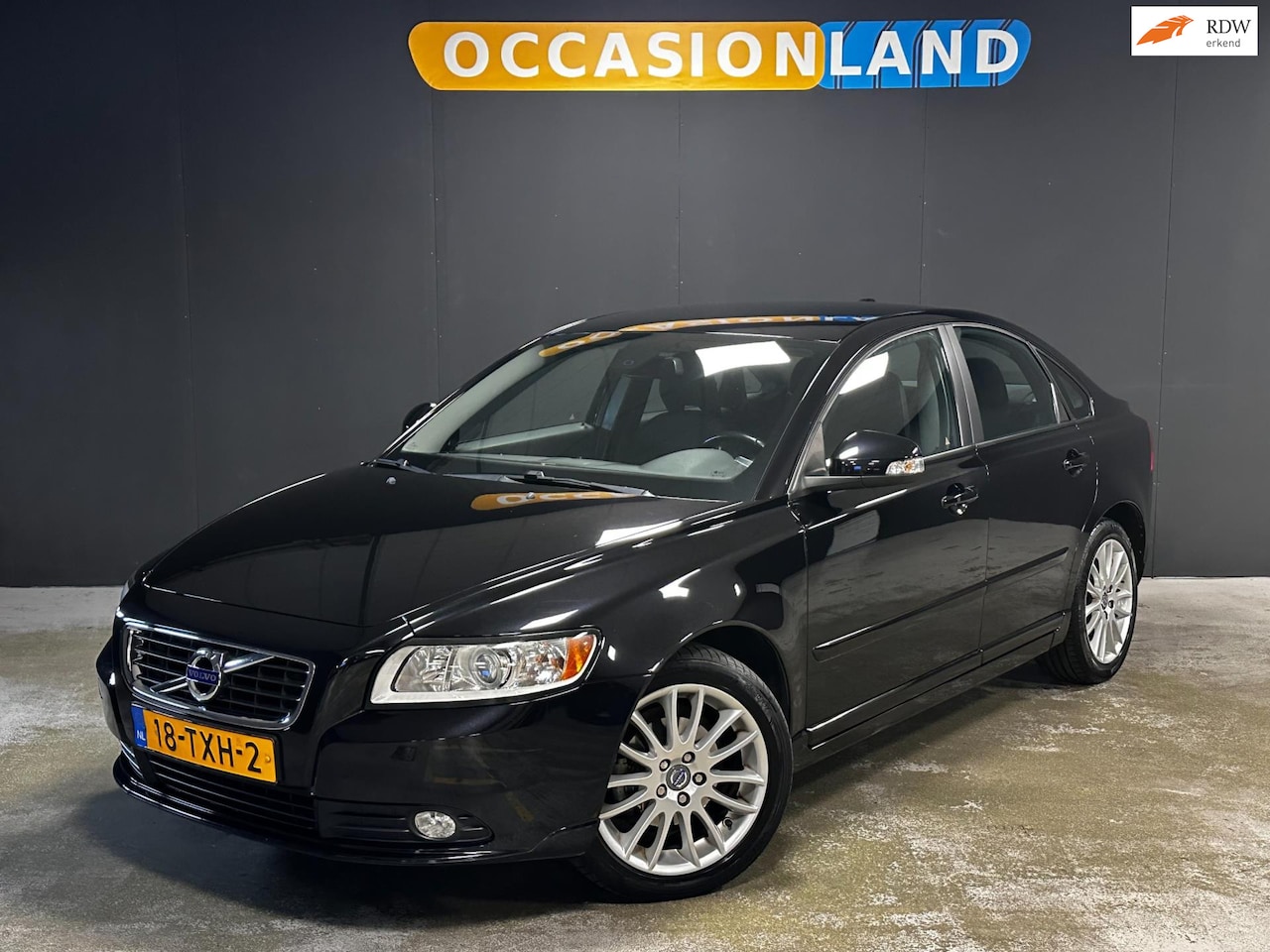 Volvo S40 - 2.0 Kinetic|XENON|TREKHAAK|NAVI|CRUISE|17INCH| - AutoWereld.nl