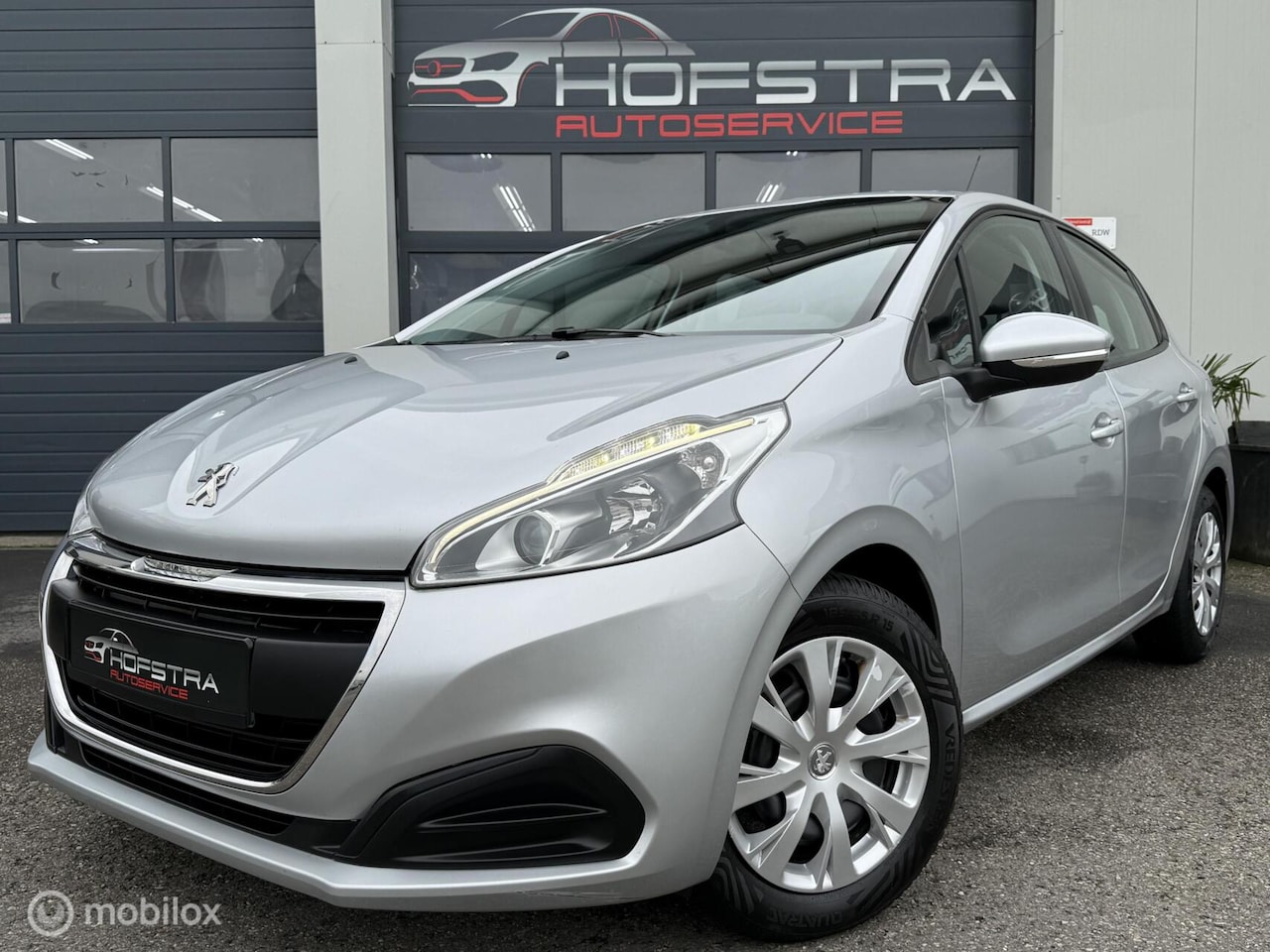 Peugeot 208 - 1.2 PureTech Active Navi Cruise Airco Dealer Onderhouden - AutoWereld.nl