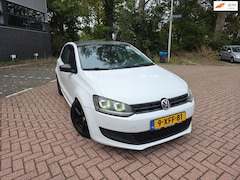 Volkswagen Polo - 1.2 Easyline elec-ramen APK Carplay Camera