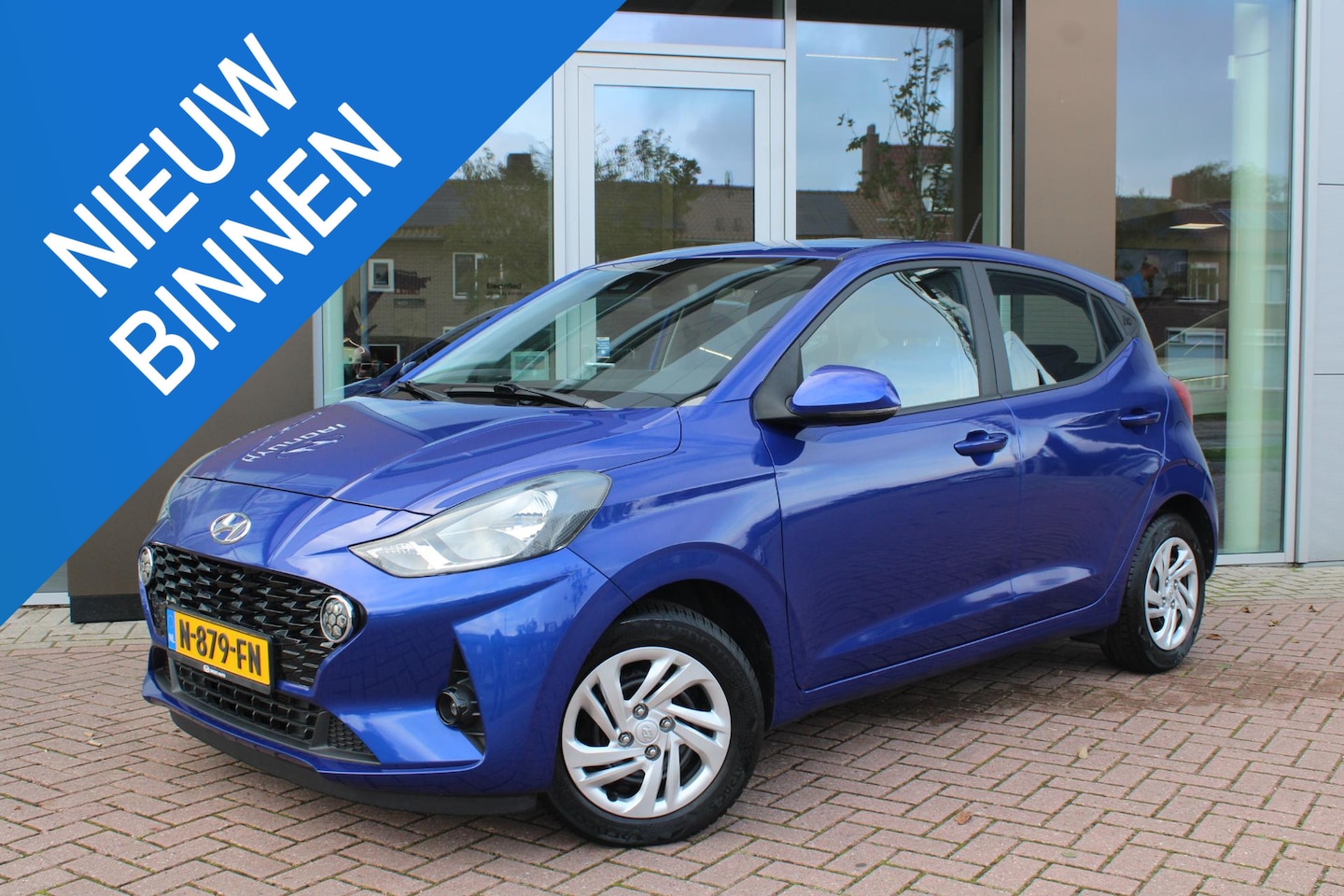 Hyundai i10 - 1.0 Comfort 5-zits Automaat Airco Carplay 16.527km Nieuwstaat - AutoWereld.nl