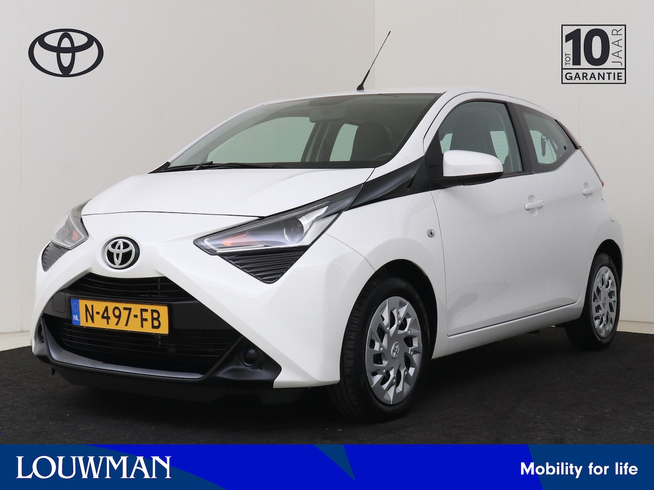 Toyota Aygo - 1.0 VVT-i x-play 1.0 VVT-i x-play - AutoWereld.nl