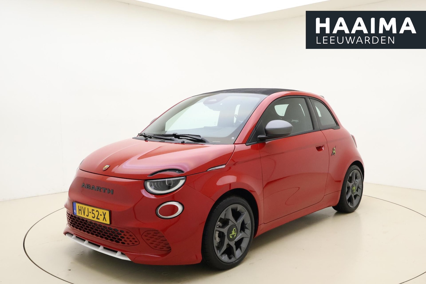 Fiat 500 Abarth - C Urban 42 kWh | Elektrisch open dak | Sportstoelen | Sportstuur | 17'' lichtmetalen velge - AutoWereld.nl