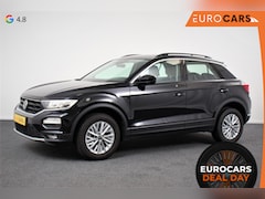 Volkswagen T-Roc - 1.5 TSI 150pk Automaat Style | Navigatie | Climate Control | Adaptieve Cruise Control | El